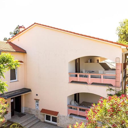 Villa Barbara Oasis Central Suite With Terrace Novalja Kültér fotó